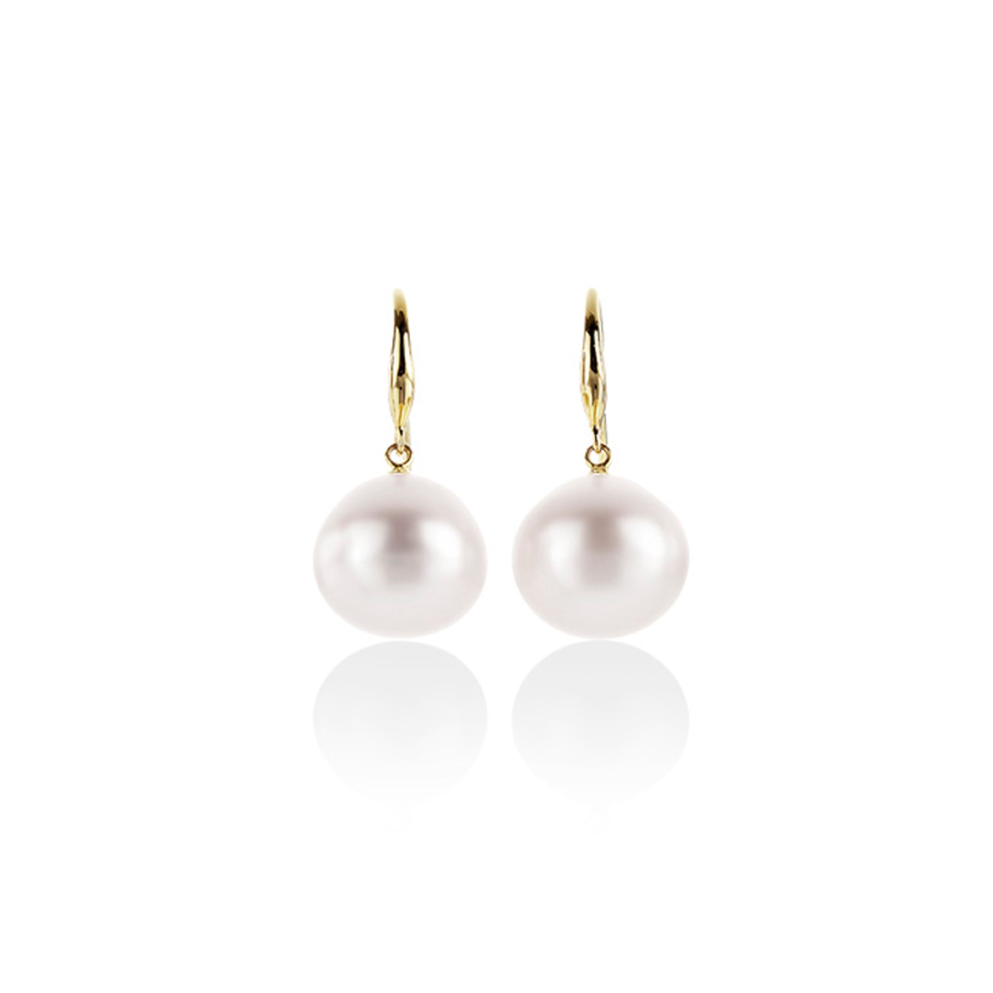 9ct gold South Sea pearl earrings